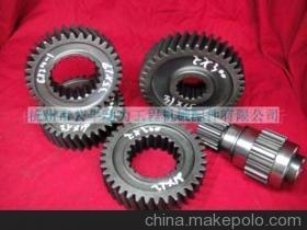 日立EX300挖掘機(jī)斜齒 價(jià)格、廠家與選購(gòu)指南，及公牛動(dòng)力配件行介紹